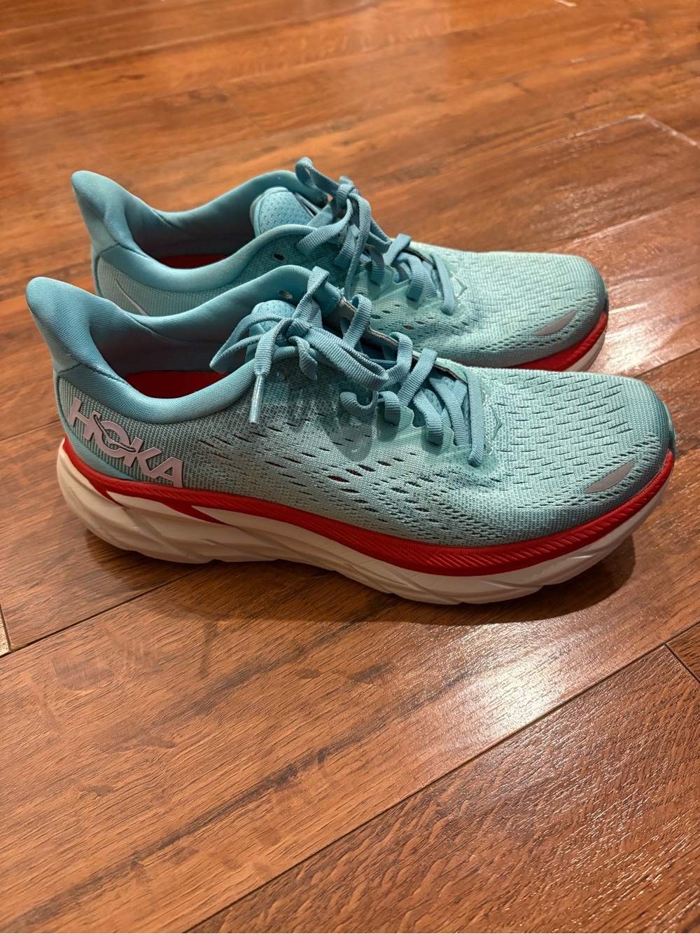 HOKA Clifton 8 Women’s 7B Aquarelle Eggshell Blue Running Shoes - Picture 2 of 6